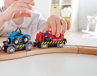 hape-race-car-transporter