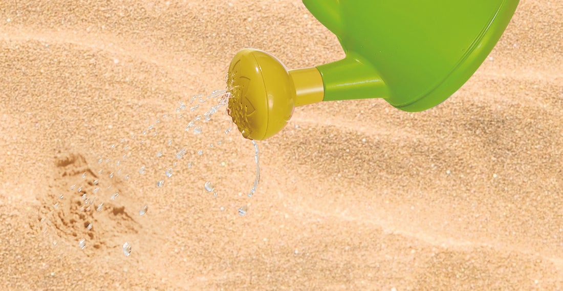hape-watering-can-green