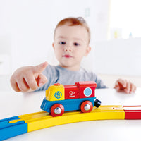 hape-brave-little-engine
