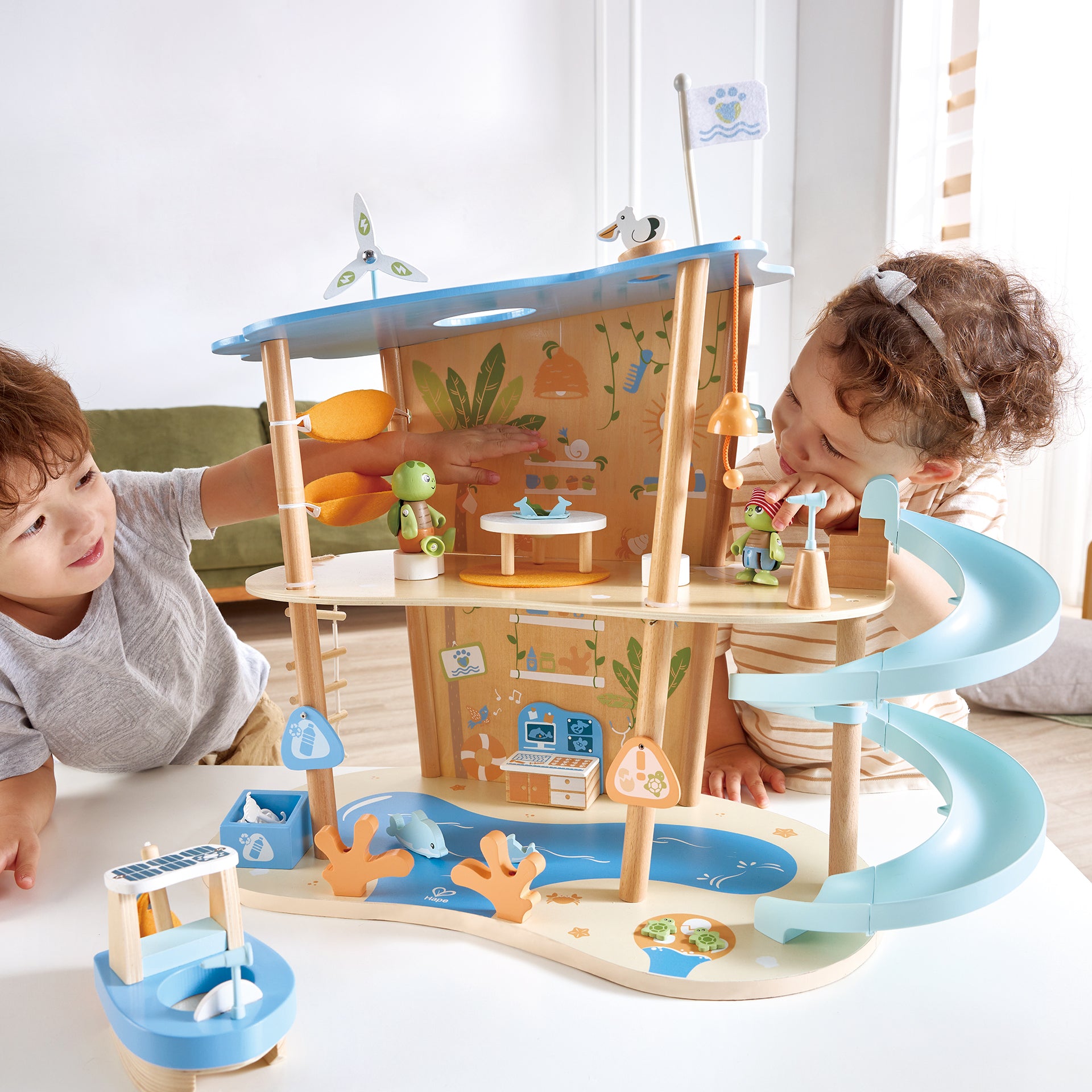hape-green-planet-ocean-rescue-beach-house