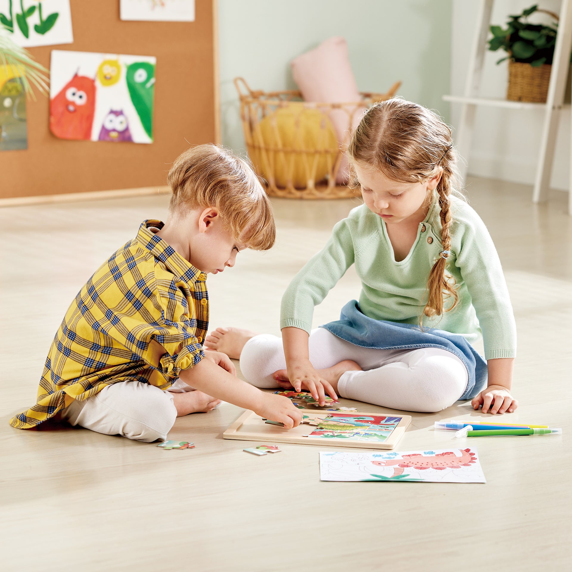 hape-double-sided-colour-puzzle-24pc-dinosaurs