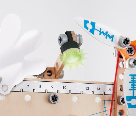 Hape Deluxe Scientific Workbench