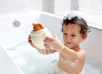 hape-pop-up-teddy-shower-buddy