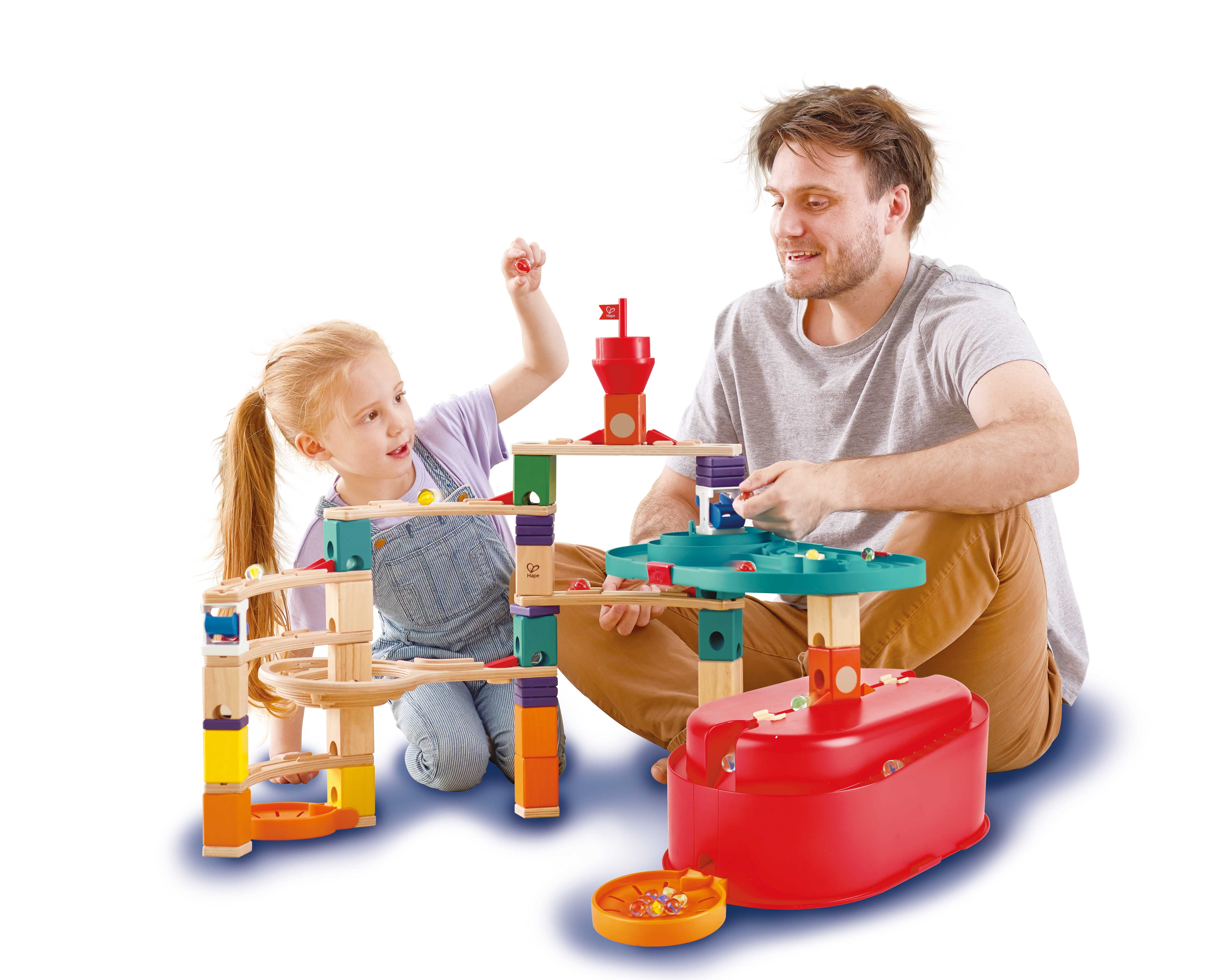 hape-quadrilla-stack-track-bucket-set