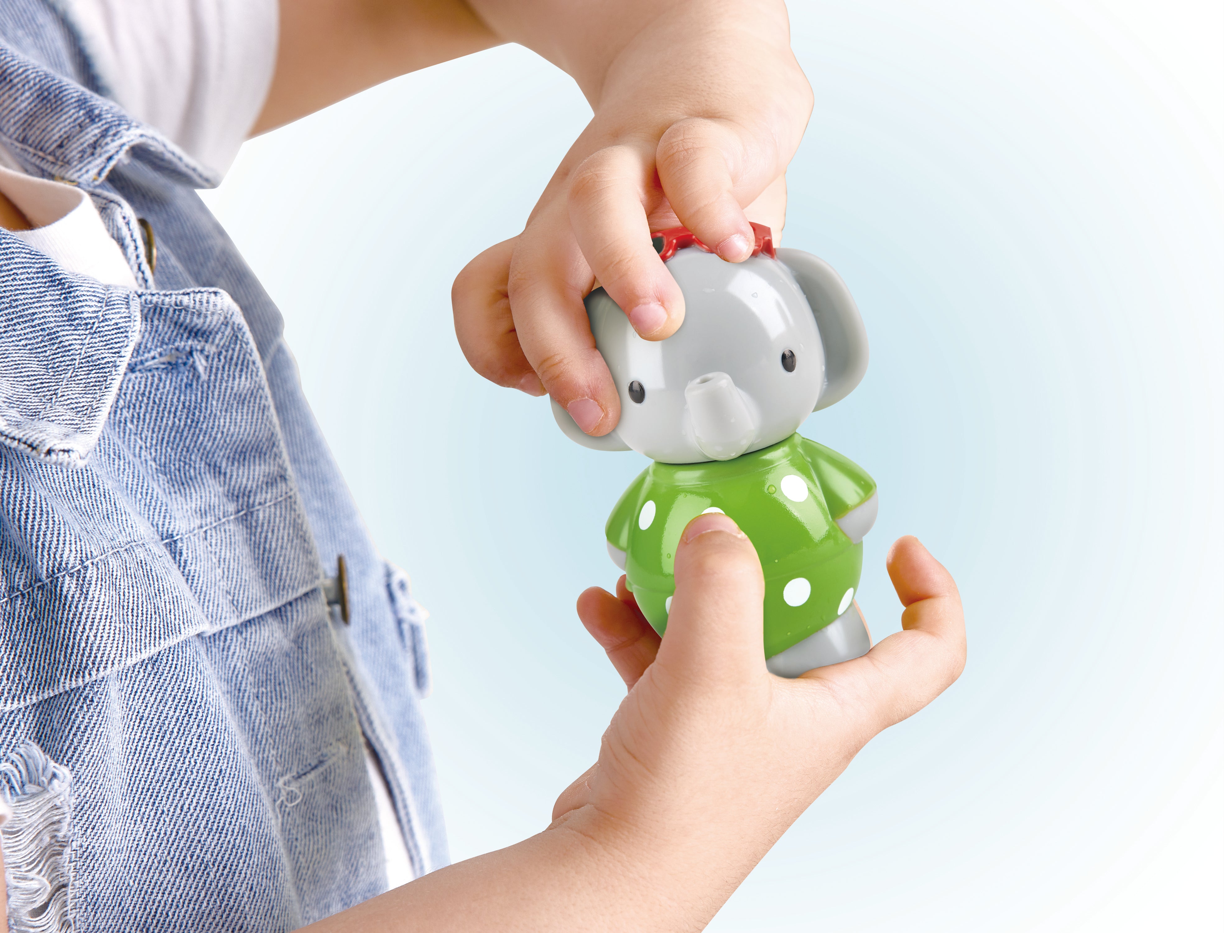 hape-spin-splash-n-swim-elephant