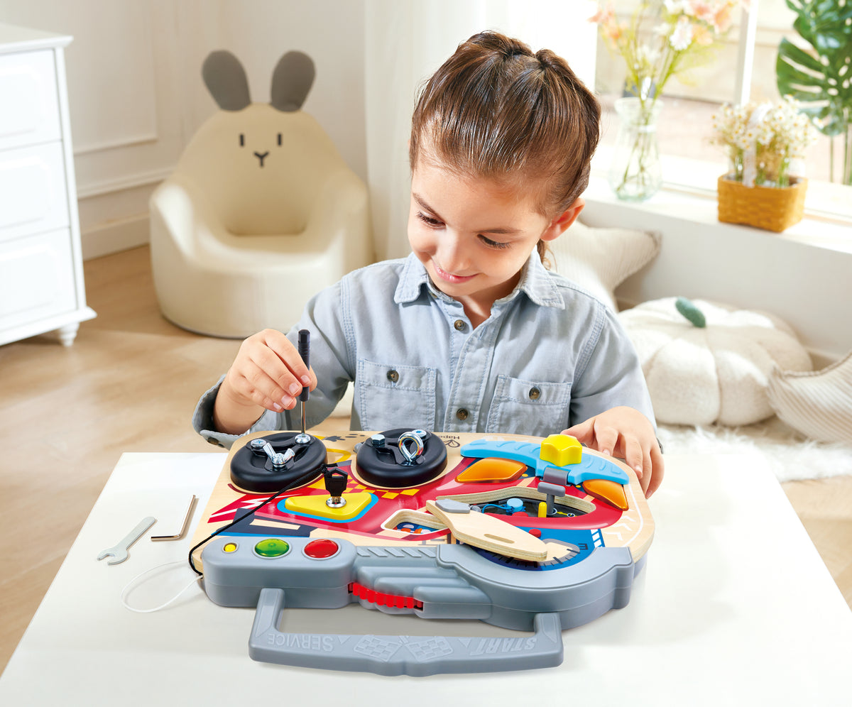 hape-little-racers-busy-board