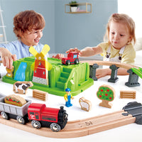 hape-countryside-train-bucket-set