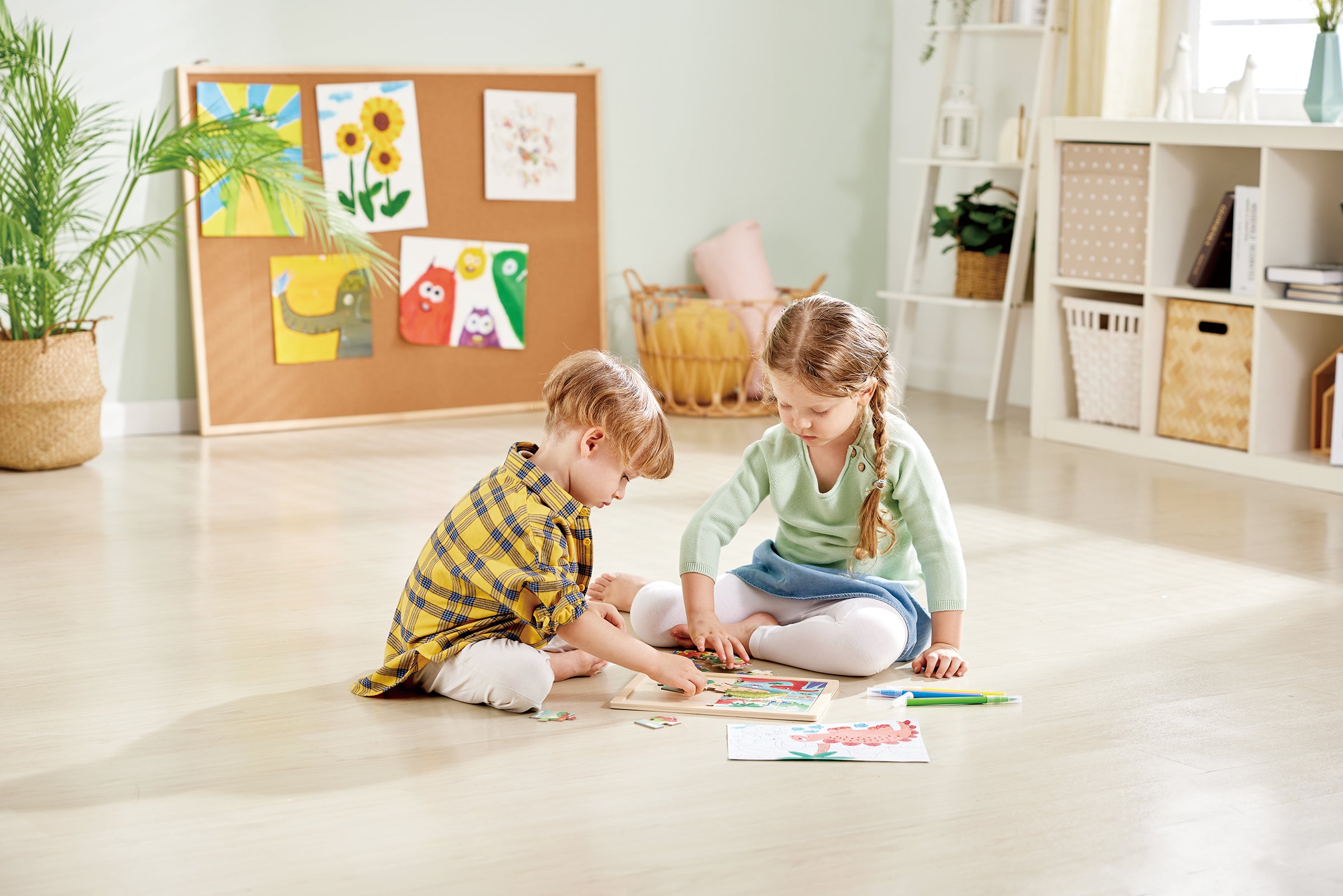 hape-double-sided-colour-puzzle-24pc-dinosaurs