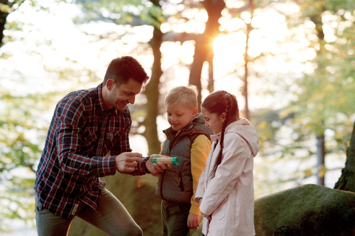 hape-hand-powered-flashlight