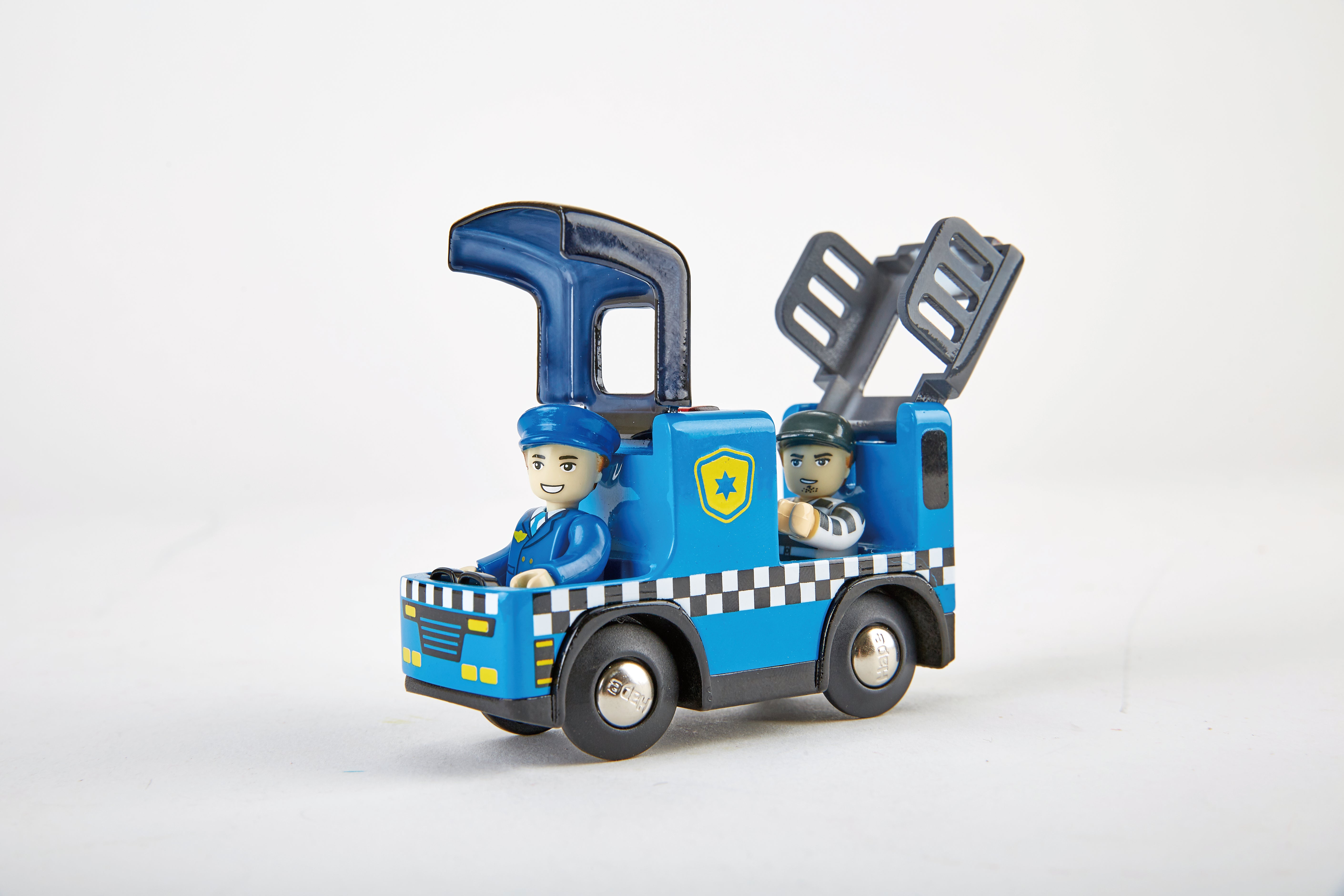 hape-police-car-with-siren