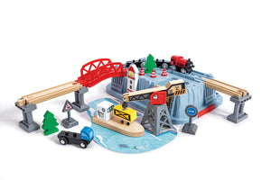 hape-railway-bucket-harbour-set
