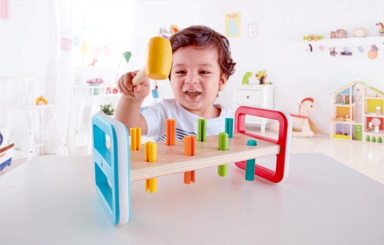 hape-rainbow-pounder