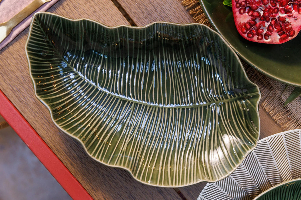 Mikasa Jardin Green Leaf Serving Dish – 31.5cm