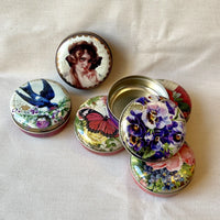 Small Round Tin - Nostalgia